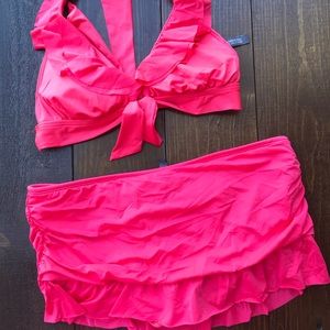 Pink Kenneth Cole Reaction bikini top & swim skirt